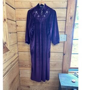 Vanity Fair Purple Velvet Velour Robe Vintage Embroidered Zip Long Housecoat